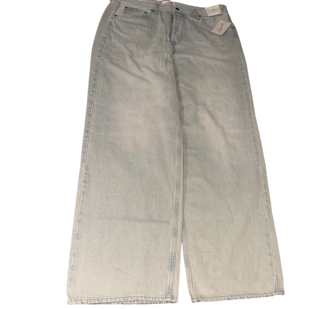 Universal Thread Mid Rise 90s Baggy Jeans Light Wash Size 14 Button Fly